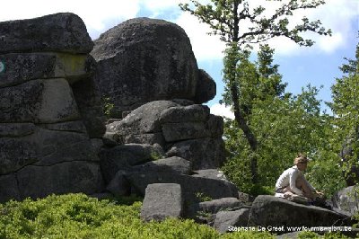 La roche aux fées. Si !Si !